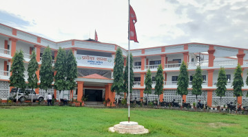 गण्डकीका सभामुखसहितको टोली जनकपुरधाममा