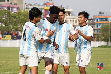 थ्रीस्टारविरुद्ध मनाङको जित