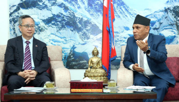 राष्ट्रियसभा अध्यक्ष दाहाल र चिनियाँ राजदूत सोङबीच भेटवार्ता
