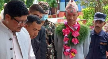 मेटमणिले गरे दाङ १ बाट मनोनयन