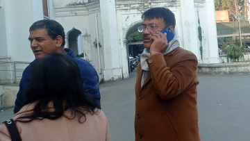 समानुपातिकको बन्द सूची बुझाउन ढिलाइ हुने भएपछि कांग्रेसले निर्वाचन आयोग पुगेर निस्सा लियो