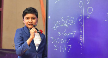 १२ वर्षीय सुवर्णो आइज्याक बारी कसरी बने प्रोफेसर ?