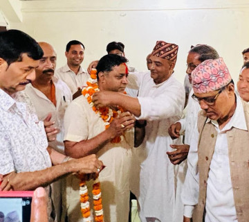 नेपालगञ्ज उपमहानगर कांग्रेसकाे भागमा परेपछि माओवादीका मेयर दाबेदार नन्दलाल वैश्य राप्रपा प्रवेश
