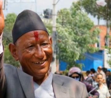 यसपालि पनि दलबिनै मैदान उत्रिए ८१ वर्षे नरसिंह, ललितपुरमा गरे पहिलाे मनाेनयन दर्ता