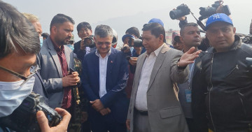 उपप्रधानमन्त्री श्रेष्ठद्वारा भक्तपुर-नगरकोट सडक अनुगमन