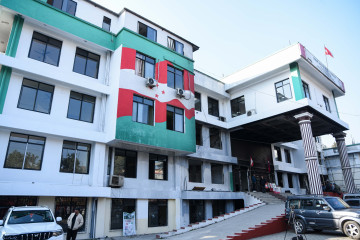 महाधिवेशन सार्नेबारे निर्णय गर्न नसकेपछि कांग्रेस कार्यसम्पादन समितिको बैठक फेरि सर्‍यो