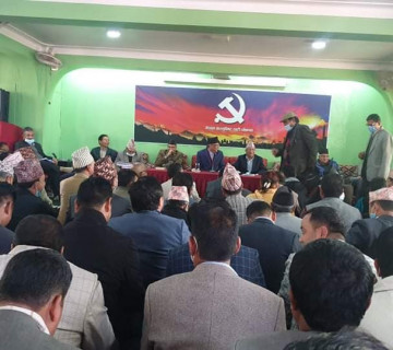 तत्काल राजीनामा नदिएको भन्दै प्रचण्ड-नेपाल समूहले गर्‍यो प्रधानमन्त्री ओलीको निन्दा