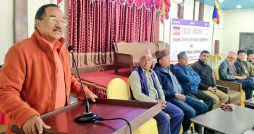 देश भ्रष्टहरूका लागि स्वर्ग भयो, व्यवस्था फेरौँ : कमल थापा