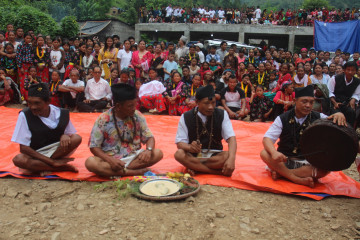 चेपाङ समुदायले मनाए सामूहिक रुपमा ‘न्वाङ्गी’, बागमतीका पर्यटनमन्त्री पनि सहभागी