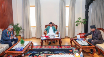 संवैधानिक परिषद्‌मा सत्ता गठबन्धनले एकलाैटी गर्न खोजेको भन्दै भागवण्डाकाे रणनीतिमा माओवादी