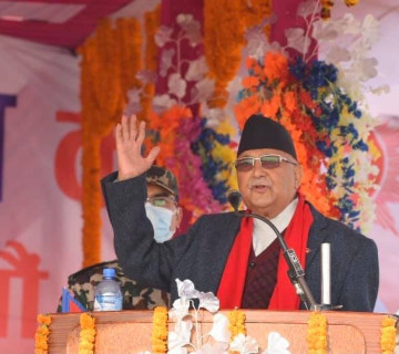 प्रचण्डलाई ओलीले भने : हिजो म प्रधानमन्त्री थिइनँ झुक्याएर सफल हुनुभयो, अब कोही अल्मलिँदैनन्