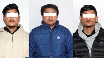 अनलाइन जुवा खेलाउने तीन युवक काठमाडौंबाट पक्राउ