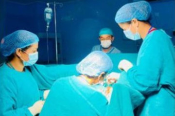 महिला चिकित्सकसँग खुल्न थाले आङ खस्ने समस्याबाट पीडित बझाङका महिला