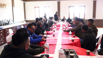 काठमाडौं महानगरको पत्रपछि पेट्रोलपम्प व्यवसायीहरूले भने- लाइसेन्स लिँदाको विनियमावलीअनुसार चलाउन पाउनुपर्छ