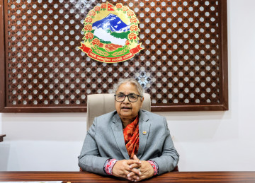 प्रधानमन्त्री कार्यालयमा चालु आवको नीति तथा बजेट कार्यान्वयनबारे समीक्षा