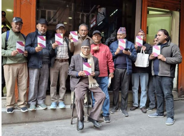 रेशम विरहीको उपन्यास ‘पाश्र्वध्वनि’ लोकार्पण 