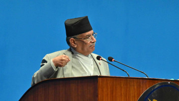 ओलीले लठ्याए, वाम सेन्टिमेन्ट ठानेको थिएँ, षड्यन्त्र पो रहेछ: प्रचण्ड (भिडियो)