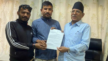 नेकपाको नेतृत्वमा ६० प्रतिशत युवा समेटिनुपर्ने माग, सम्बोधन नभए आमरण अनशन बस्ने चेतावनी