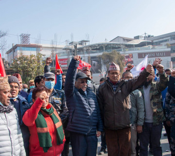 ओलीलाई सत्ताबाट हटाउन तेस्रो जनआन्दोलन गर्ने प्रचण्ड-माधव समूहको चेतावनी