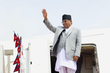 प्रधानमन्त्री प्रचण्डले आज राष्ट्रका नाममा सम्बाेधन गर्दै