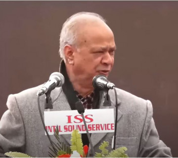 ओलीलाई रुघुजीको प्रश्न : हातखुट्टा बाँधेको भए तपाईंले दाबी गरेजस्तो विकास कसरी भयो ?