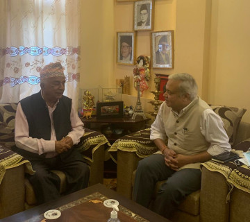 बोहोराटारमा कांग्रेस वरिष्ठ नेता पौडेल र भारतीय राजदूत श्रीवास्तवबीच भेटवार्ता