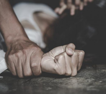 गुल्मीमा १८ वर्षकी किशोरीलाई बलात्कार गरेकाे आराेपमा ४३ वर्षका पुरुष पक्राउ