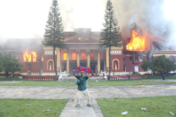 शीतलनिवासमा आगजनी, कहाँ छन् राष्ट्रपति रामचन्द्र पौडेल ? 