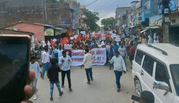 गौर हत्याकाण्डका दोषीमाथि कारबाहीको माग गर्दै रौतहटमा प्रदर्शन, पीडितहरूले सार्वजनिक गरे आन्दोलनका कार्यक्रम