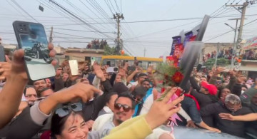 'चक्लेट डे'काे अवसरमा बुटवलमा रविले पाए चक्लेट