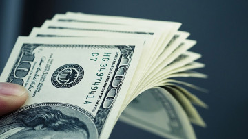 तीन महिनामा साढे ५ खर्ब रेमिट्यान्स भित्रियो, ३५ प्रतिशतले वृद्धि !