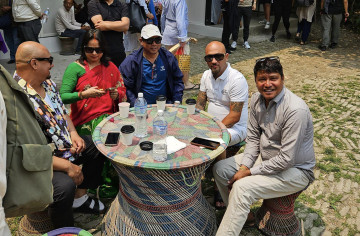 रेशम चौधरीले लेखे- छिट्टै लुम्बिनी र सुदूरपश्चिम सरकारबाट समर्थन फिर्ता लिन्छौँ 