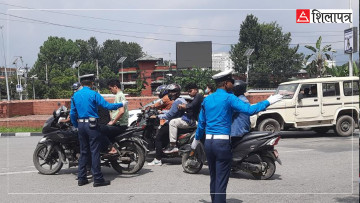 माइतीघरबाट बानेश्वरतर्फको सडक डाइभर्ट