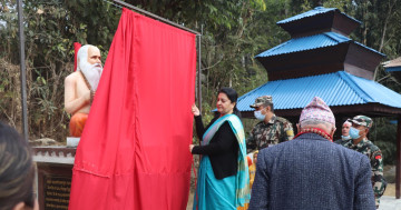 राष्ट्रपतिद्वारा षडानन्द र योगमायाको सालिक अनावरण