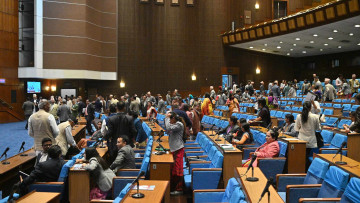 मन्त्री अनुपस्थित भएपछि प्रतिनिधिसभा बैठक स्थगित 
