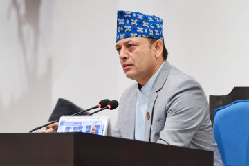 नयाँ सभामुखले पहिलो बैठक चलाएकै दिन विपक्षी दल आक्रामक