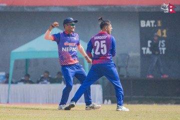 नेपाललाई चाैथो सफलता, साेमपालसँगै कुशलले पनि लिए विकेट