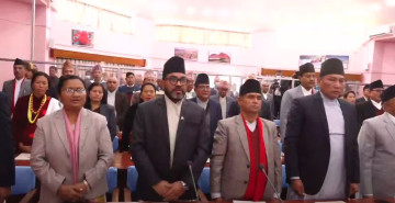गण्डकीका नवनिर्वाचित ५९ सांसदले लिए शपथ 