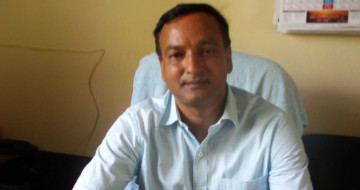 लुम्बिनीका इन्जिनियर भट्टराईको कतुर्तः ठेकेदारबाट घुस लिएर भक्तपुरमा आमाको नाममा घडेरी
