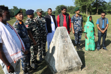 मधेश प्रदेशमा दशगजा क्षेत्रका सीमास्तम्भ मर्मत सुरु