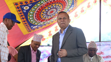 एमाले दाङ: महाधिवेशन प्रतिनिधि छनोट प्रक्रिया विवादमा, शंकर पोखरेलको निर्देशनमा मनलाग्दी गरेको असन्तुष्ट पक्षको आरोप