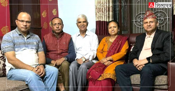 जब शंकर पोखरेल र रेखा शर्मा एउटै घरमा भोट माग्न पुगे