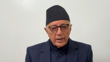 सानेपा पुगेका शेखरलाई प्रश्न– अब कांग्रेस पार्टी फुट्‌ने भो होइन त ?