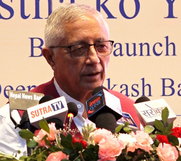 देशमा सुशासन छँदैछैन भने पनि हुन्छ : शेखर कोइराला