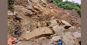 सिद्धबाबा सुरुङमार्गको मूल प्रवेशद्वार पहिरोले भत्कायो