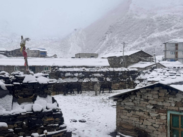 गोरखाको साम्दो क्षेत्रमा भारी हिमपात