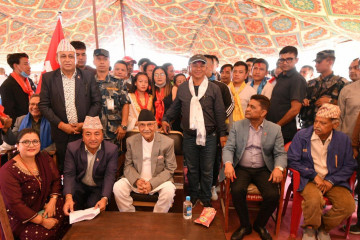 लोसपा, माओवादी केन्द्र र नेकपा एसका नेताहरू एमालेमा प्रवेश 
