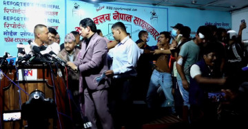 जेन–जीको नेता दाबी गर्ने सुधन गुरुङको पत्रकार सम्मेलनमा लफडा