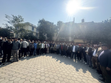 तरुण दलको पहरामा कांग्रेस मुख्यालय, कहिले जान्छ गगनपक्ष ?