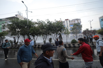 प्रहरीसँग झडप भएपछि शिक्षक महासंघले भन्यो– सरकारले आन्दोलनमा घुसपैठ गरायो